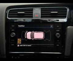 Volkswagen Golf 2 KEYS + 

FULL SERVICE HISTORY +

FRONT AND REAR PARKING SENSORS + 

ADAPTIVE CRUIS - 33