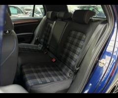 Volkswagen Golf 2 KEYS + 

FULL SERVICE HISTORY +

FRONT AND REAR PARKING SENSORS + 

ADAPTIVE CRUIS - 35