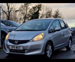 Honda Jazz THIS CAR COMES WITH 6 MONTHS WARRANTY , BREAKDOWN COVER & RECOVERY++ 

AUX+

USB CONN - 3
