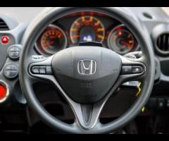 Honda Jazz THIS CAR COMES WITH 6 MONTHS WARRANTY , BREAKDOWN COVER & RECOVERY++ 

AUX+

USB CONN - 8