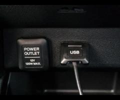 Honda Jazz THIS CAR COMES WITH 6 MONTHS WARRANTY , BREAKDOWN COVER & RECOVERY++ 

AUX+

USB CONN - 16