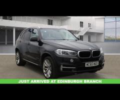 BMW X5 Navigation System +
Privacy Glass +
20" alloy wheels - V-spoke style 551 +
Electric front sea