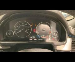 BMW X5 Navigation System +
Privacy Glass +
20" alloy wheels - V-spoke style 551 +
Electric front sea - 10