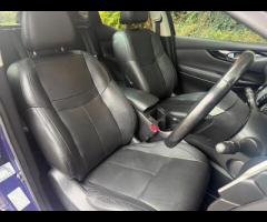 Nissan Qashqai This 2015 Nissan Qashqai DIG-T Tekna is a standout choice with its remarkably low mil - 18