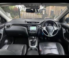 Nissan Qashqai This 2015 Nissan Qashqai DIG-T Tekna is a standout choice with its remarkably low mil - 28