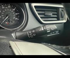 Nissan Qashqai This 2015 Nissan Qashqai DIG-T Tekna is a standout choice with its remarkably low mil - 39