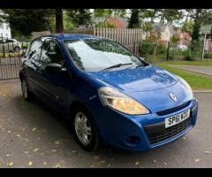 Renault Clio With only 55000 miles on the clock, this 2011 Renault Clio Pzaz offers exceptionally lo - 3