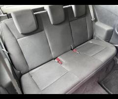 Renault Clio With only 55000 miles on the clock, this 2011 Renault Clio Pzaz offers exceptionally lo - 15