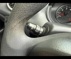 Renault Clio With only 55000 miles on the clock, this 2011 Renault Clio Pzaz offers exceptionally lo - 28