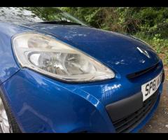 Renault Clio With only 55000 miles on the clock, this 2011 Renault Clio Pzaz offers exceptionally lo - 31