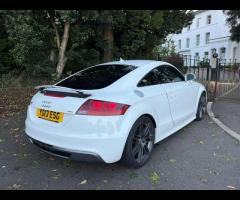 Audi TT This Audi TT TDI Black Edition from 2013 boasts a clear vehicle history check and has had on - 7
