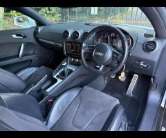 Audi TT This Audi TT TDI Black Edition from 2013 boasts a clear vehicle history check and has had on - 10