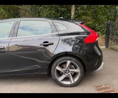 Volvo V40 Discover this 2015 Volvo V40 D2 R Design, a stylish and economical hatchback that offers a - 6
