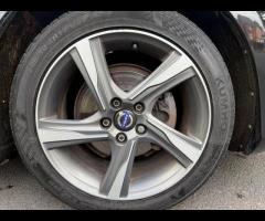 Volvo V40 Discover this 2015 Volvo V40 D2 R Design, a stylish and economical hatchback that offers a - 40