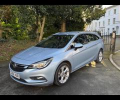 Vauxhall Astra This 2016 Vauxhall Astra CDTi SRi boasts a clear vehicle history, offering you peace