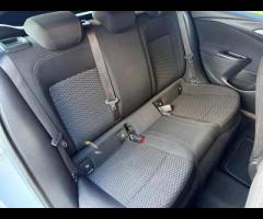 Vauxhall Astra This 2016 Vauxhall Astra CDTi SRi boasts a clear vehicle history, offering you peace - 21