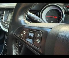 Vauxhall Astra This 2016 Vauxhall Astra CDTi SRi boasts a clear vehicle history, offering you peace - 25