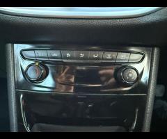 Vauxhall Astra This 2016 Vauxhall Astra CDTi SRi boasts a clear vehicle history, offering you peace - 34