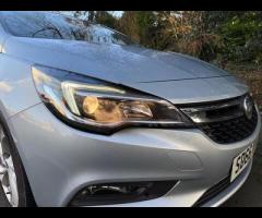 Vauxhall Astra This 2016 Vauxhall Astra CDTi SRi boasts a clear vehicle history, offering you peace - 38
