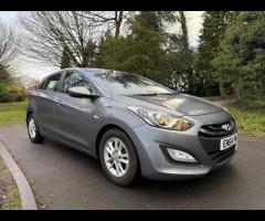 Hyundai i30 This is a 2015 Hyundai i30 Active, equipped with a 1.6L petrol engine. This car comes in - 13