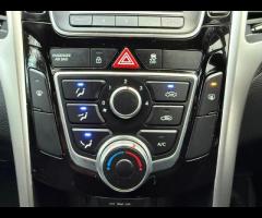 Hyundai i30 This is a 2015 Hyundai i30 Active, equipped with a 1.6L petrol engine. This car comes in - 31