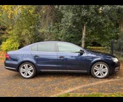 Volkswagen Passat This Volkswagen Passat TDI Executive Style from 2014 offers exceptional value with - 9