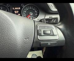 Volkswagen Passat This Volkswagen Passat TDI Executive Style from 2014 offers exceptional value with - 27