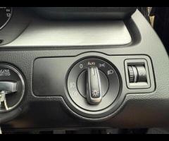 Volkswagen Passat This Volkswagen Passat TDI Executive Style from 2014 offers exceptional value with - 32