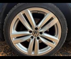 Volkswagen Passat This Volkswagen Passat TDI Executive Style from 2014 offers exceptional value with - 38