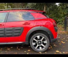 Citroen C4 Cactus This 2015 Citroen C4 Cactus Flair is a great example of a well maintained vehicle, - 8