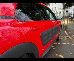 Citroen C4 Cactus This 2015 Citroen C4 Cactus Flair is a great example of a well maintained vehicle, - 17