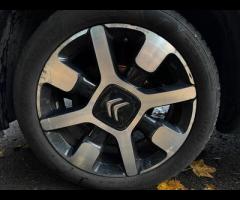 Citroen C4 Cactus This 2015 Citroen C4 Cactus Flair is a great example of a well maintained vehicle, - 45