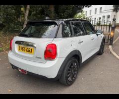 MINI Hatch This 2015 MINI Hatch Cooper is a superb example, boasting a clear vehicle history check a - 9