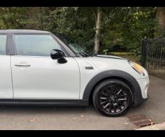 MINI Hatch This 2015 MINI Hatch Cooper is a superb example, boasting a clear vehicle history check a - 10