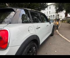 MINI Hatch This 2015 MINI Hatch Cooper is a superb example, boasting a clear vehicle history check a - 15