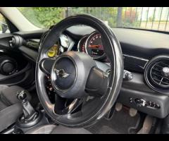 MINI Hatch This 2015 MINI Hatch Cooper is a superb example, boasting a clear vehicle history check a - 22