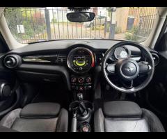 MINI Hatch This 2015 MINI Hatch Cooper is a superb example, boasting a clear vehicle history check a - 26