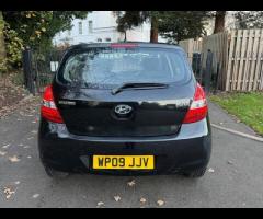 Hyundai i20 This Hyundai i20 Comfort from 2009 presents a superb ownership history, having been care - 12