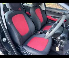 Hyundai i20 This Hyundai i20 Comfort from 2009 presents a superb ownership history, having been care - 20