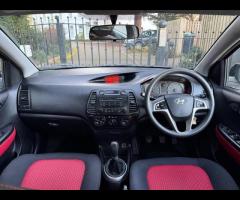 Hyundai i20 This Hyundai i20 Comfort from 2009 presents a superb ownership history, having been care - 34