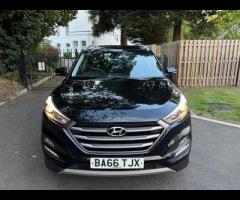 Hyundai TUCSON Discover this 2017 Hyundai TUCSON CRDi SE Nav, a well presented example of this popul - 2