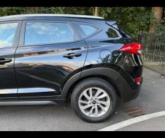 Hyundai TUCSON Discover this 2017 Hyundai TUCSON CRDi SE Nav, a well presented example of this popul - 6