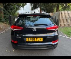 Hyundai TUCSON Discover this 2017 Hyundai TUCSON CRDi SE Nav, a well presented example of this popul - 8