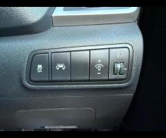 Hyundai TUCSON Discover this 2017 Hyundai TUCSON CRDi SE Nav, a well presented example of this popul - 37