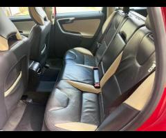 Volvo XC60 With only 74000 miles on the clock, this 2010 Volvo XC60 D3 R-Design represents an opport - 18