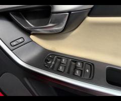 Volvo XC60 With only 74000 miles on the clock, this 2010 Volvo XC60 D3 R-Design represents an opport - 37