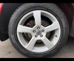 Volvo XC60 With only 74000 miles on the clock, this 2010 Volvo XC60 D3 R-Design represents an opport - 43