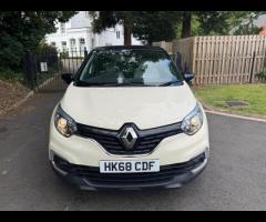 Renault Captur With only 37,800 miles on the clock, this 2019 Renault Captur Iconic is a great optio - 2