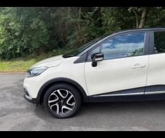 Renault Captur With only 37,800 miles on the clock, this 2019 Renault Captur Iconic is a great optio - 5