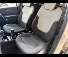 Renault Captur With only 37,800 miles on the clock, this 2019 Renault Captur Iconic is a great optio - 20